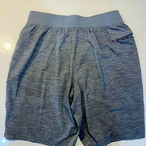 Lululemon T.H.E. Short 9" *Liner